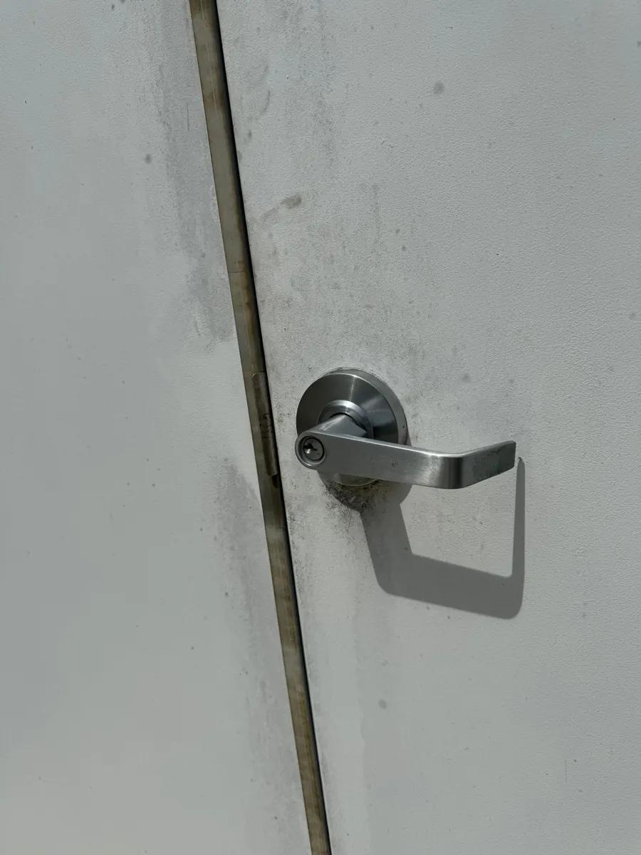 Lever lock on a commercial interior door